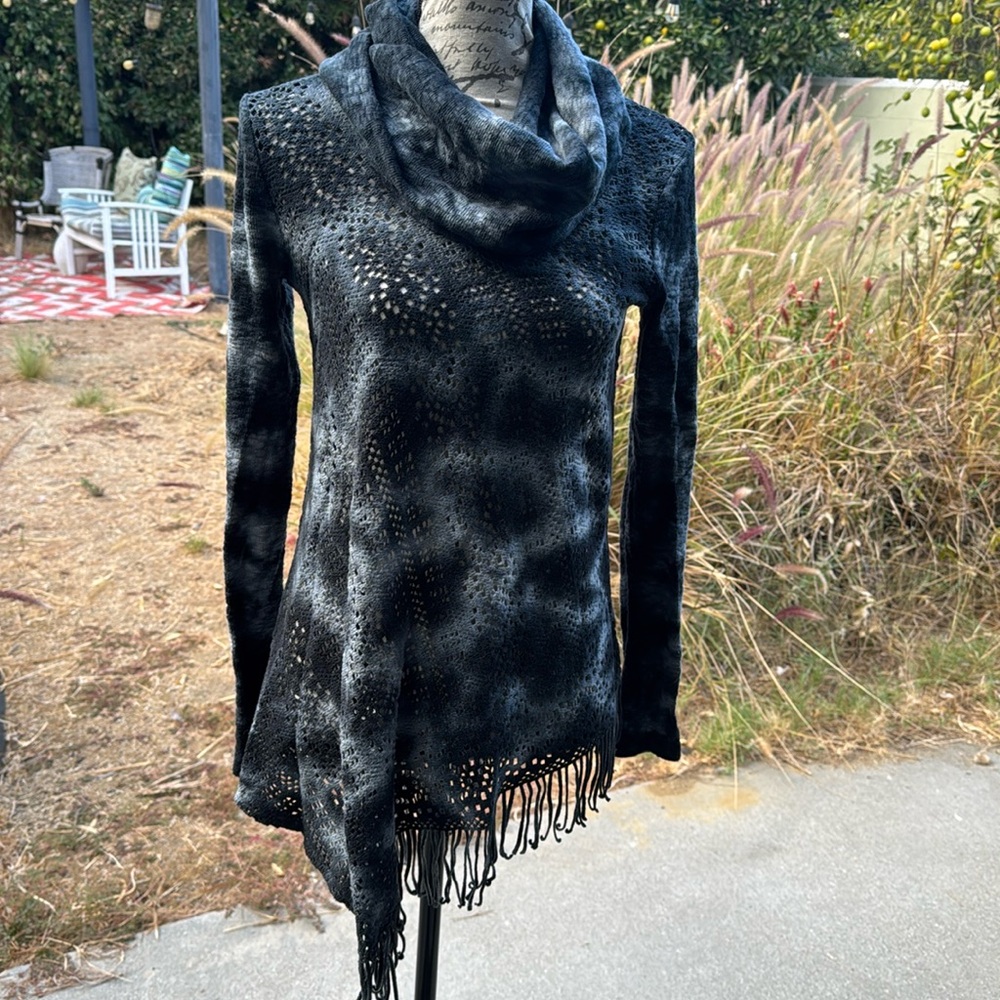 XCVI boho sweater size XS.